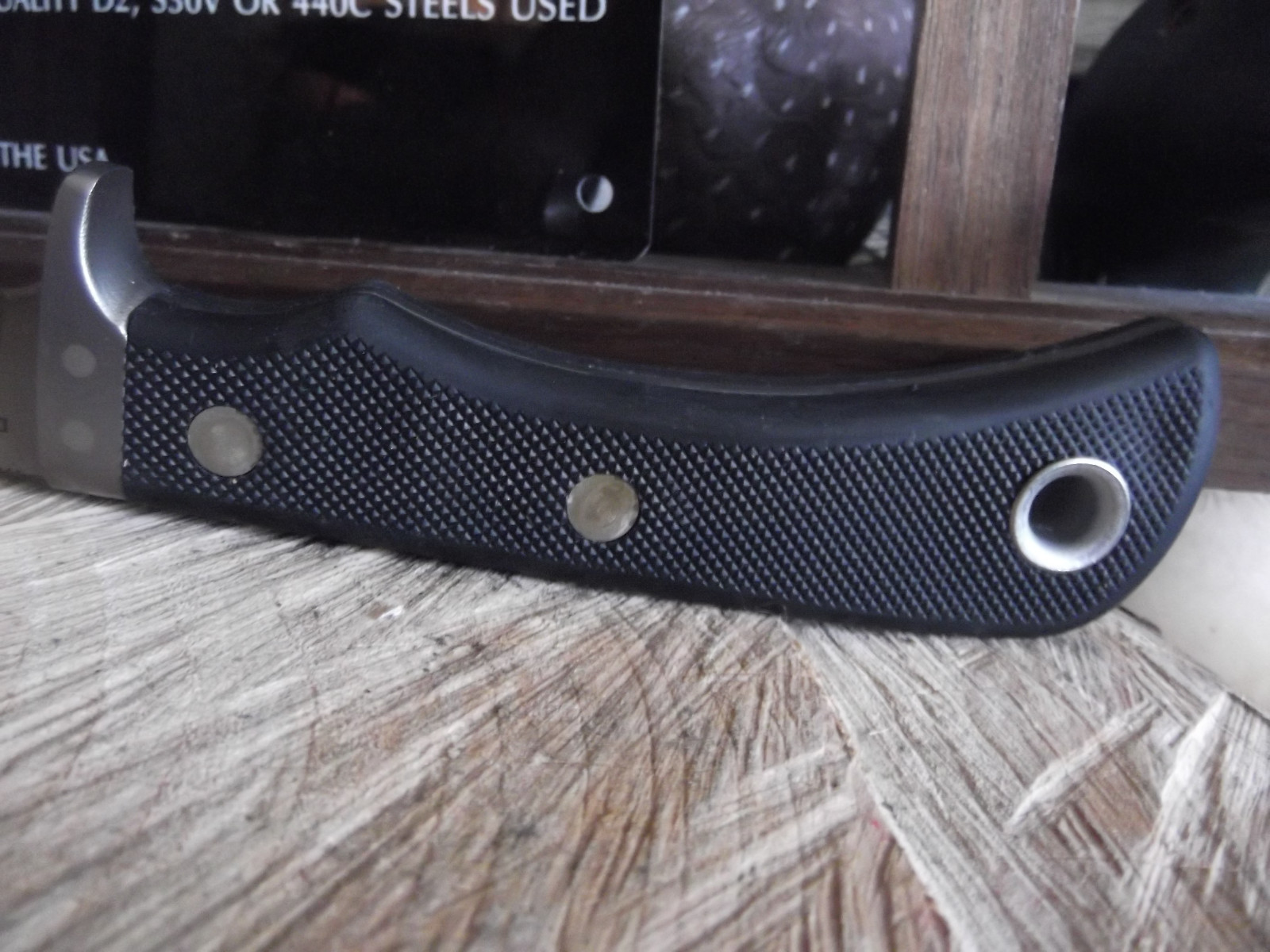 KNIVES OF ALASKA 9 1/2″ MAGNUM ALASKAN D2 TOOL ST. BLADE SURE GRIP HANDLE #157FG
