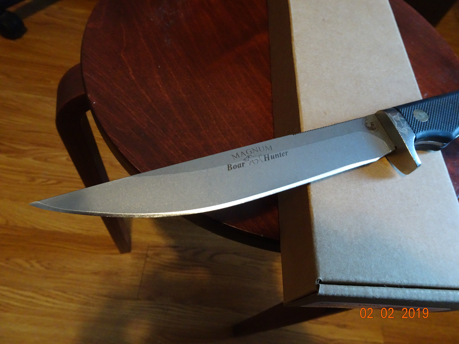 KNIVES OF ALASKA 11 1/2″ MAGNUM BOAR HUNTER 824FG D2 TOOL ST. SURE GRIP HANDLE