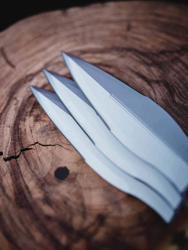 World Knife Throwing League Undisputed Knives 152 8.63″ Stainless Fixed Blade