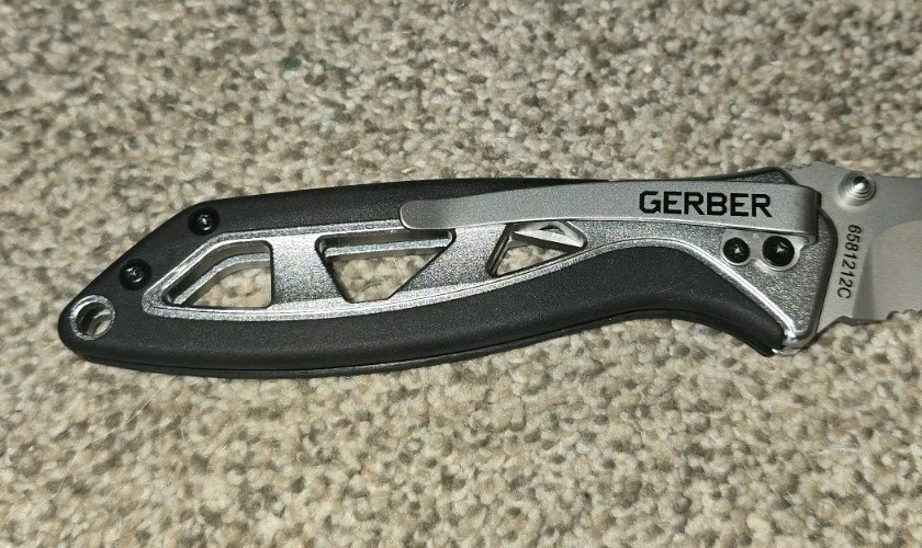 NEW Gerber Outrigger XL Assisted Open Tactical Folding Pocket Knife 30-000690