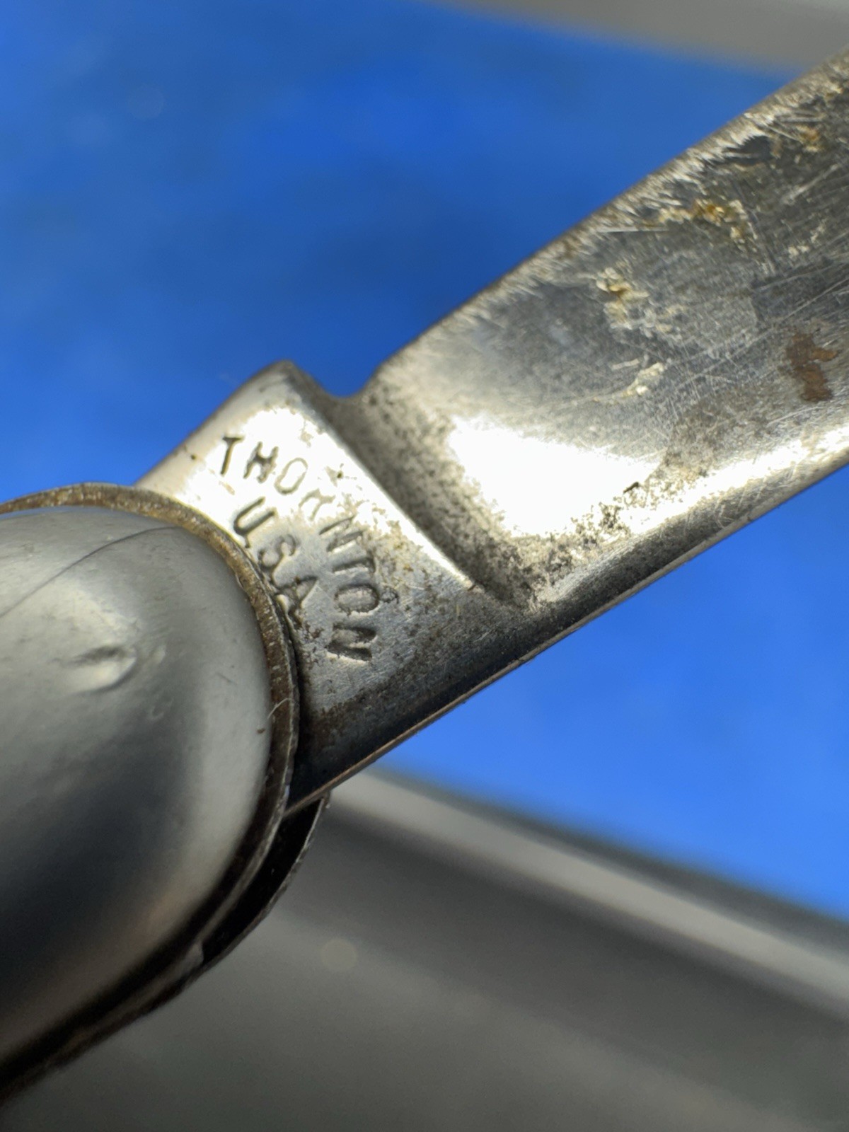 Vtg Thornton USA Folding Pocket Knife Single 3″ O/A 2.25″ Blade in Good Cond.