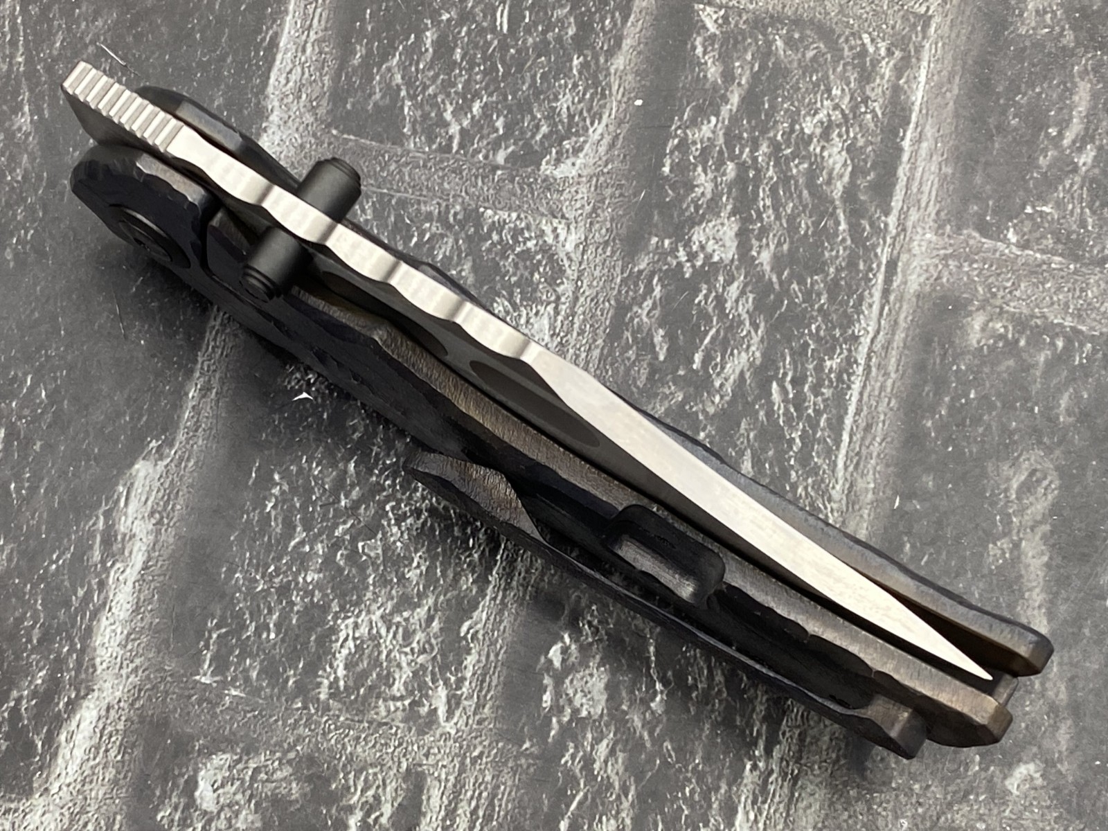 BabyO-M390-Engrave-TI Folding Knife M390 Blade Titanium Handle Pocket Knife