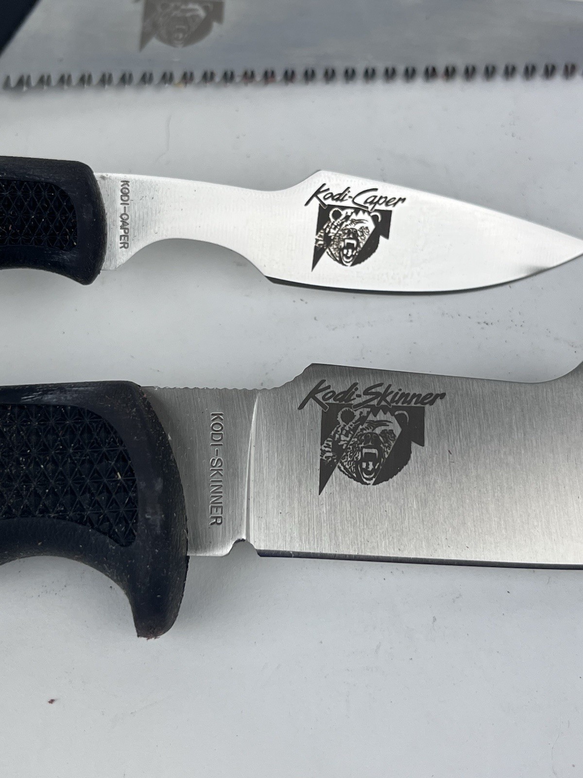 Outdoor Edge Kodi Pak Knife Set in Leather Sheath – Skinner, Caper, Saw
