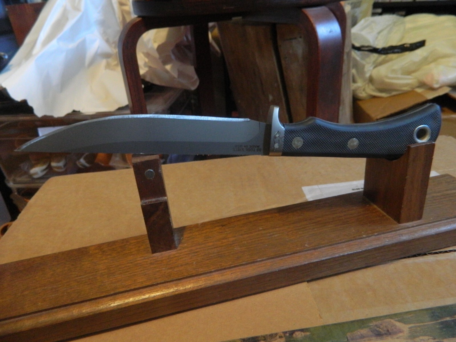 KNIVES OF ALASKA 11 1/2″ MAGNUM BOAR HUNTER 824FG D2 TOOL ST. SURE GRIP HANDLE