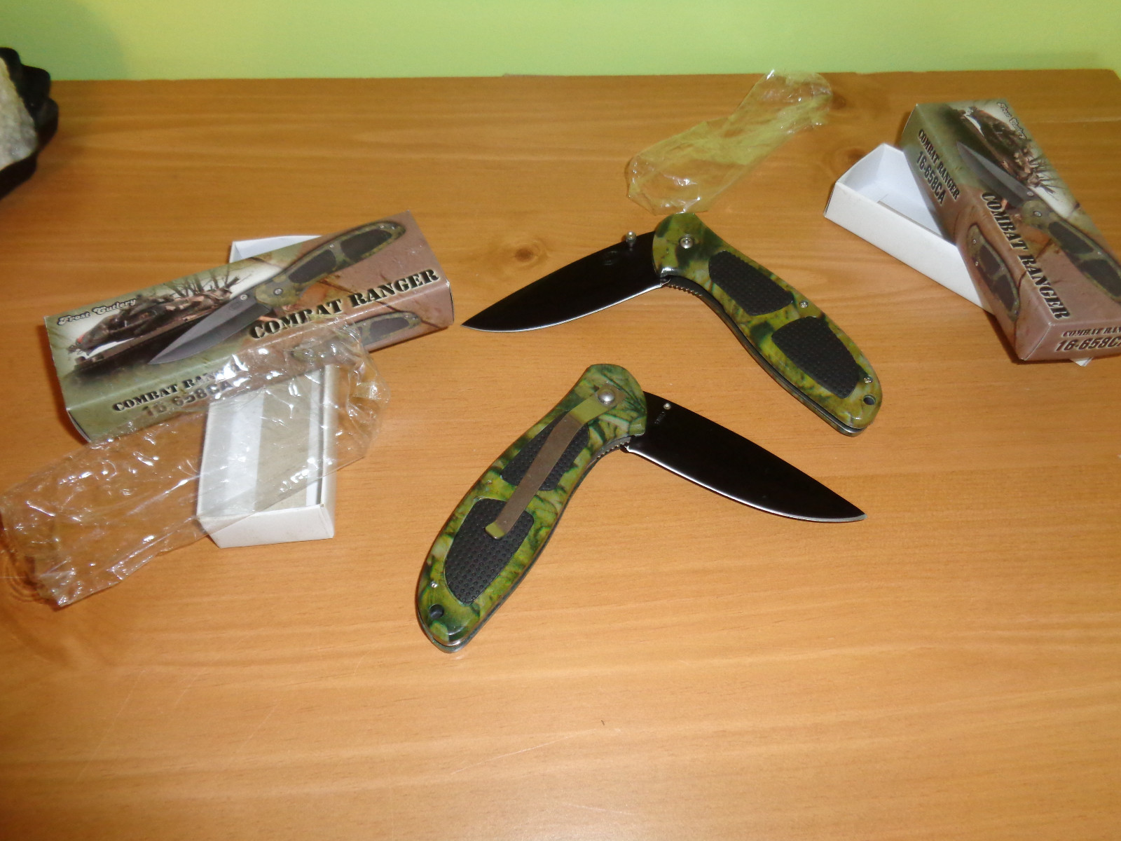FROST CUTLERY COMBAT RANGER 16-658CA pocket knife, (1 only), 5inch blade, JGY