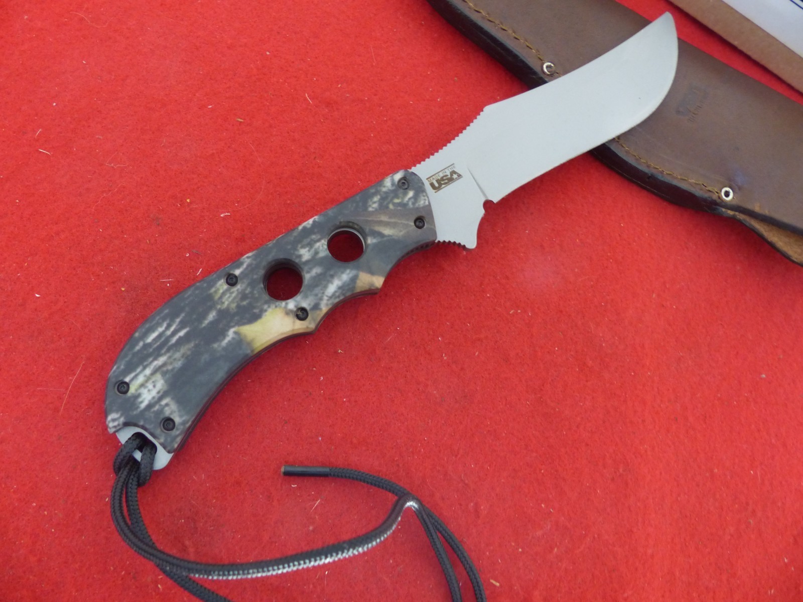 Bad Blood USA made mint in box G10 Camo full tang 440C fixed blade knife