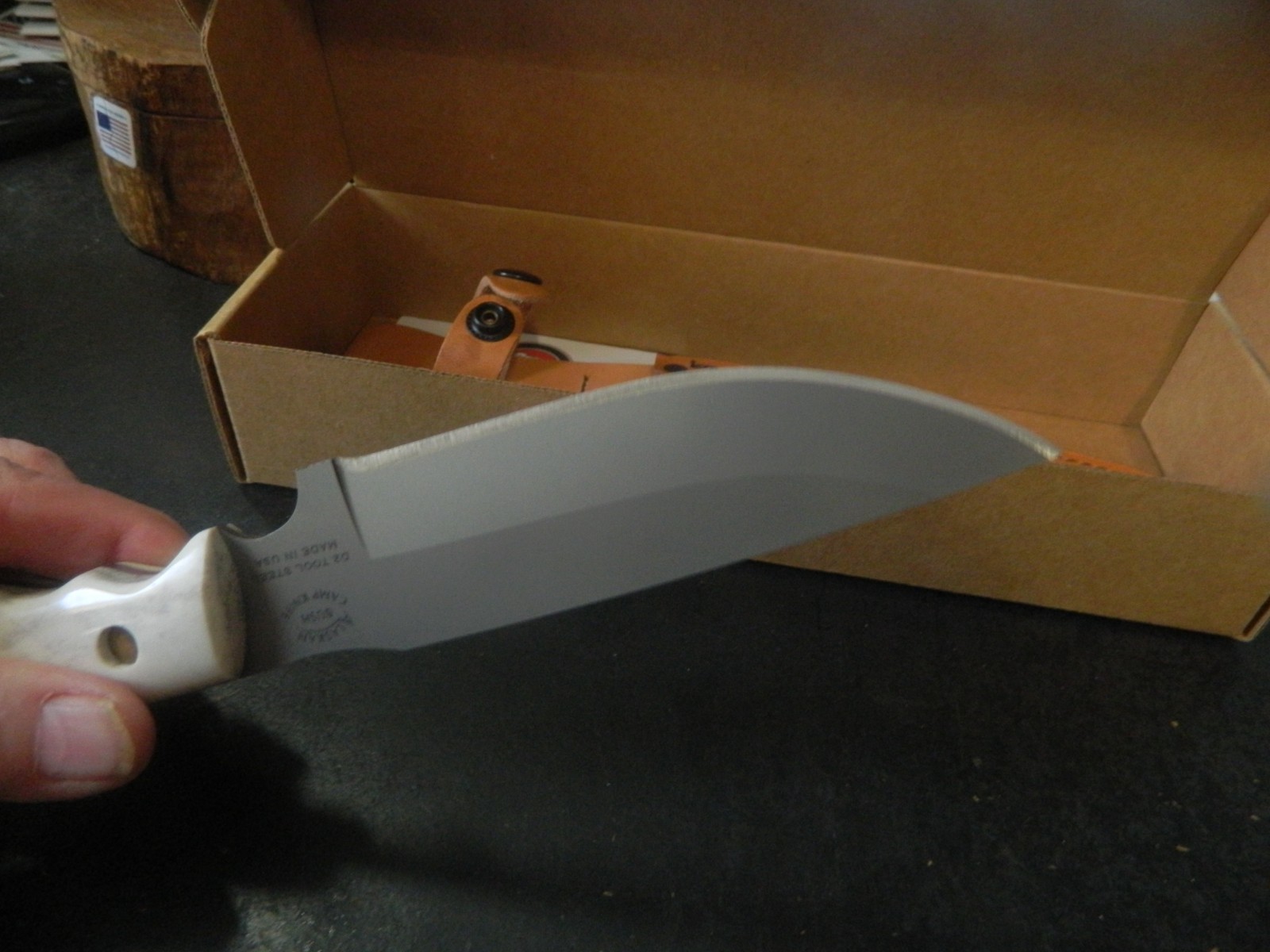 KNIVES OF ALASKA THE BUSH CAMP 10 1/2″ BOWIE KNIFE STAG HANDLE D2 BLADE LEA SH