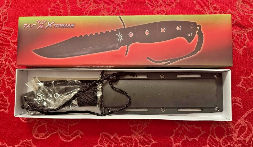 Tac Xtreme Knife TX-1458BLK Fixed Blade Knife **New In Box**