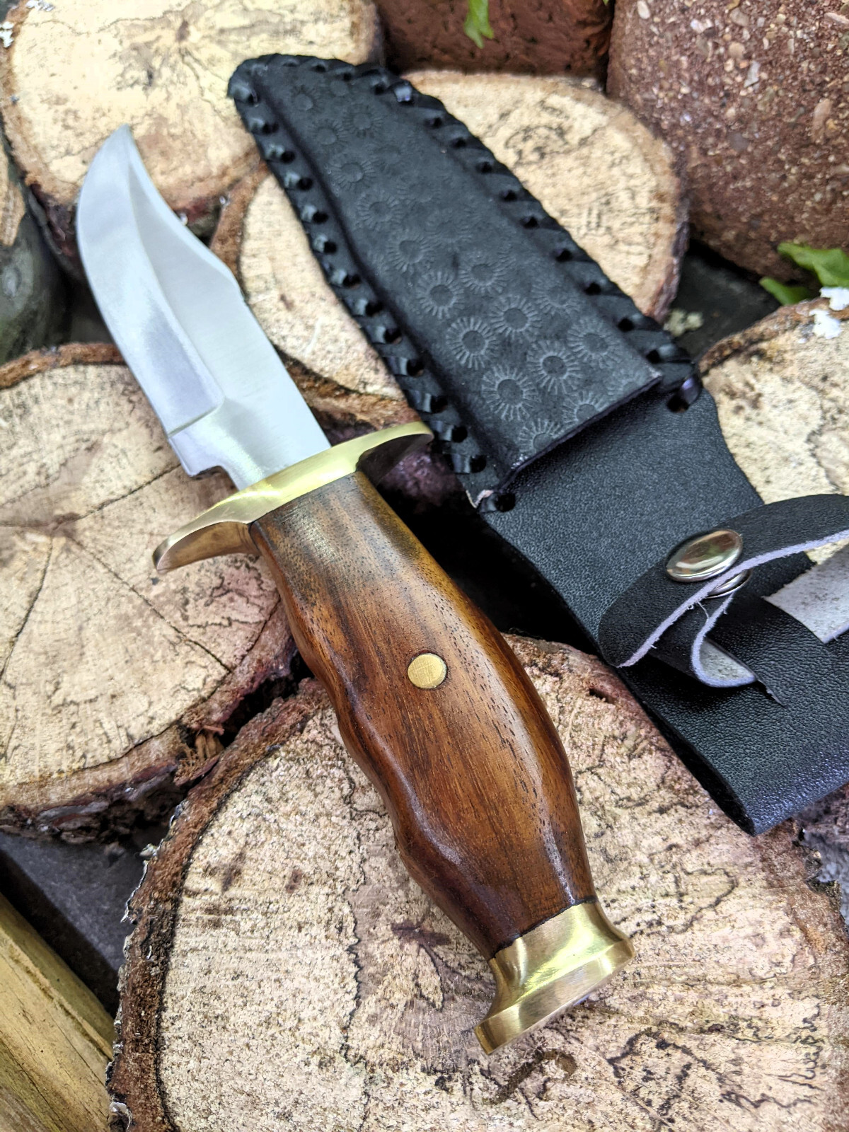 Hunting Knife | 10.5″ Mountain Man Wood & Brass Handle Skinning Knife w/ Sheath