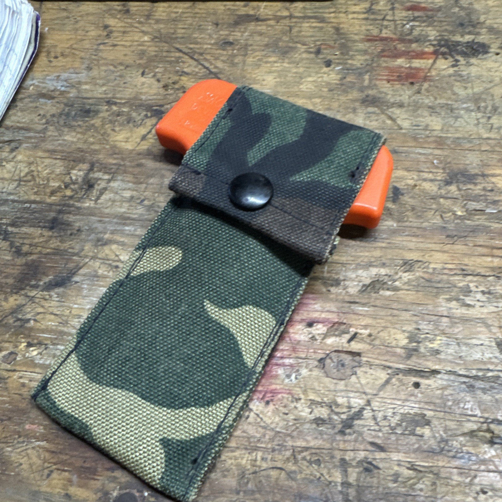 Sagen Saw I Hunter’s Field Saw Pelvic Bone and Rib Splitter for Deer Sheath Camo