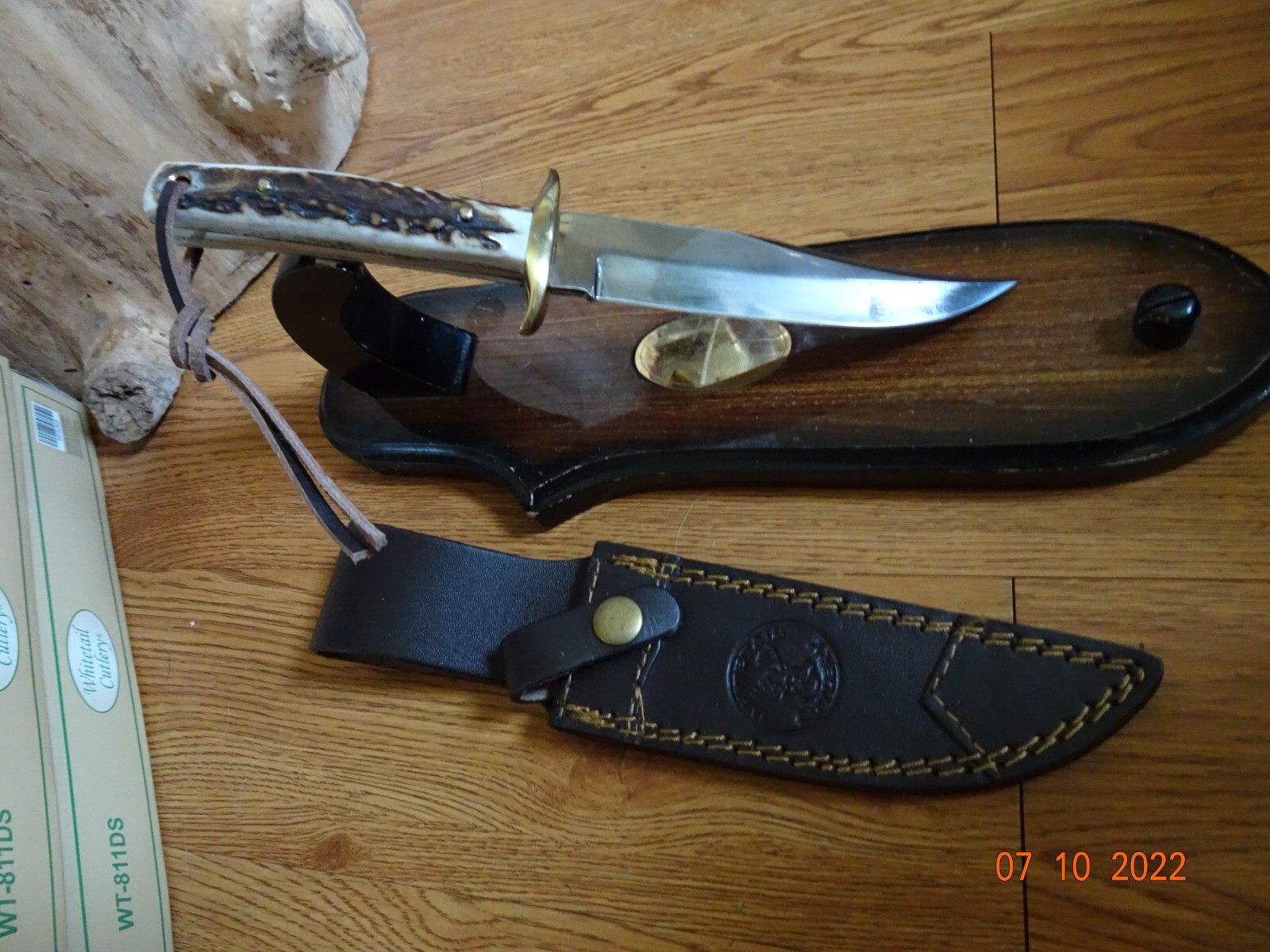 WHITETAIL CUTLERY WT-811DS 10″ FIXED BLADE 5 STAR STAG HANDLE 4116GS S.S. BLADE