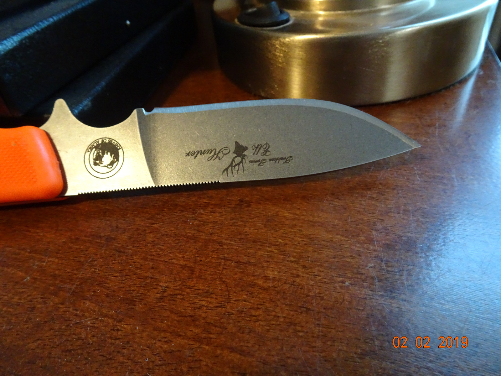 KNIVES OF ALASKA 8 1/2″177FG TREKKER ELK HUNTER ORANGE SUREGRIP HANDLE D2 BLADE