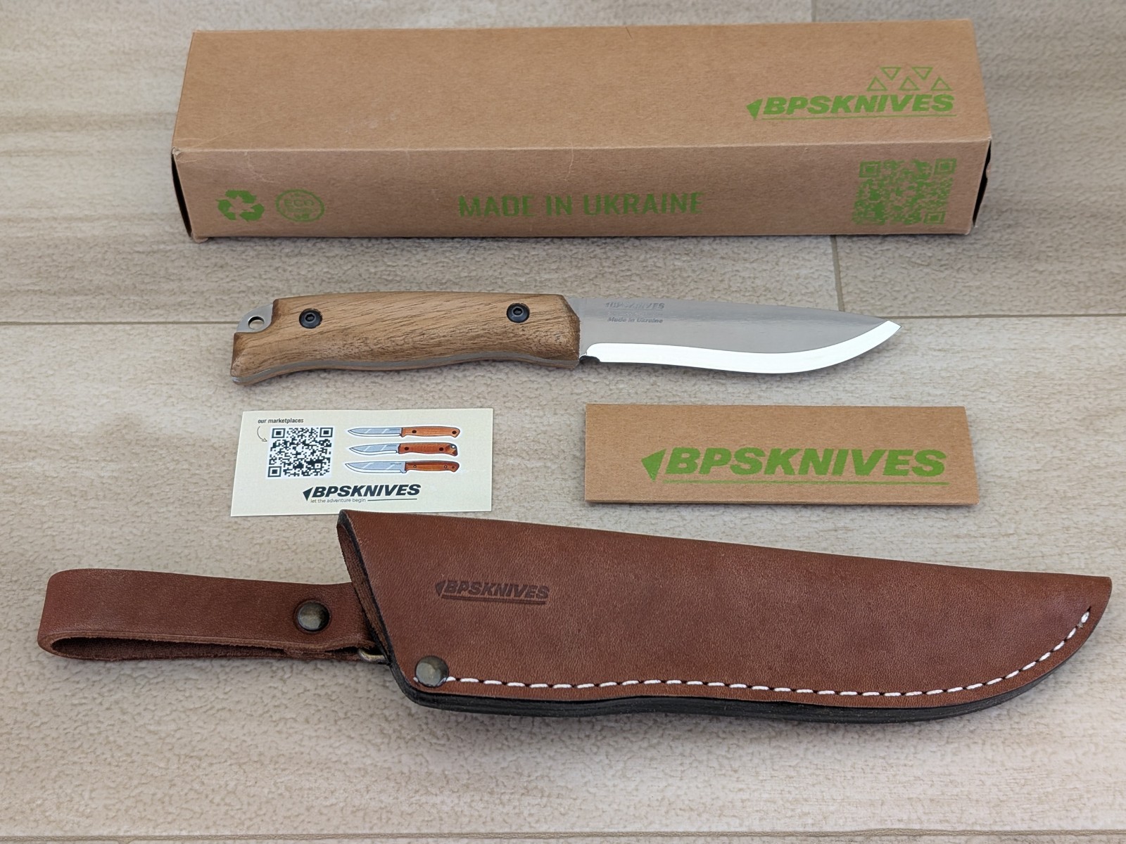 BPS Knives Hunting Camping Knife 4.25″ 5Cr14MoV Stainless Steel Walnut HK1SSH 18