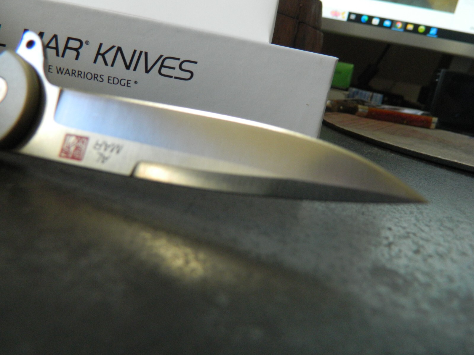 AL MAR KNIVES 4″ CLOSED AMK4114 ULTRALIGHT TITANIUM FRAMELOCK D2 BLADE *FALCON*