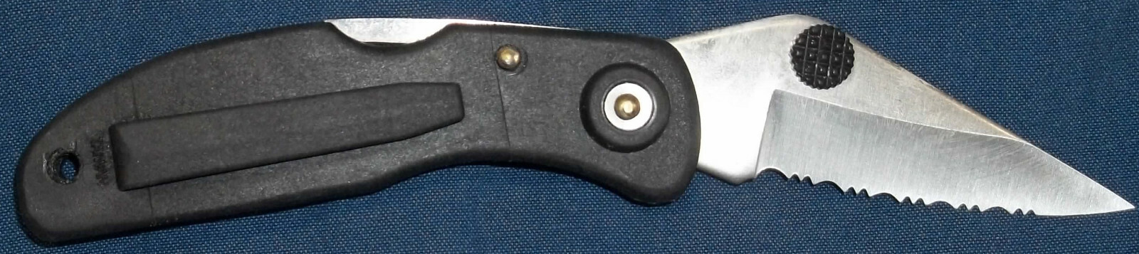 SHARP EAGLE 4″ SERRATED LOCKBACK JY-7001S
