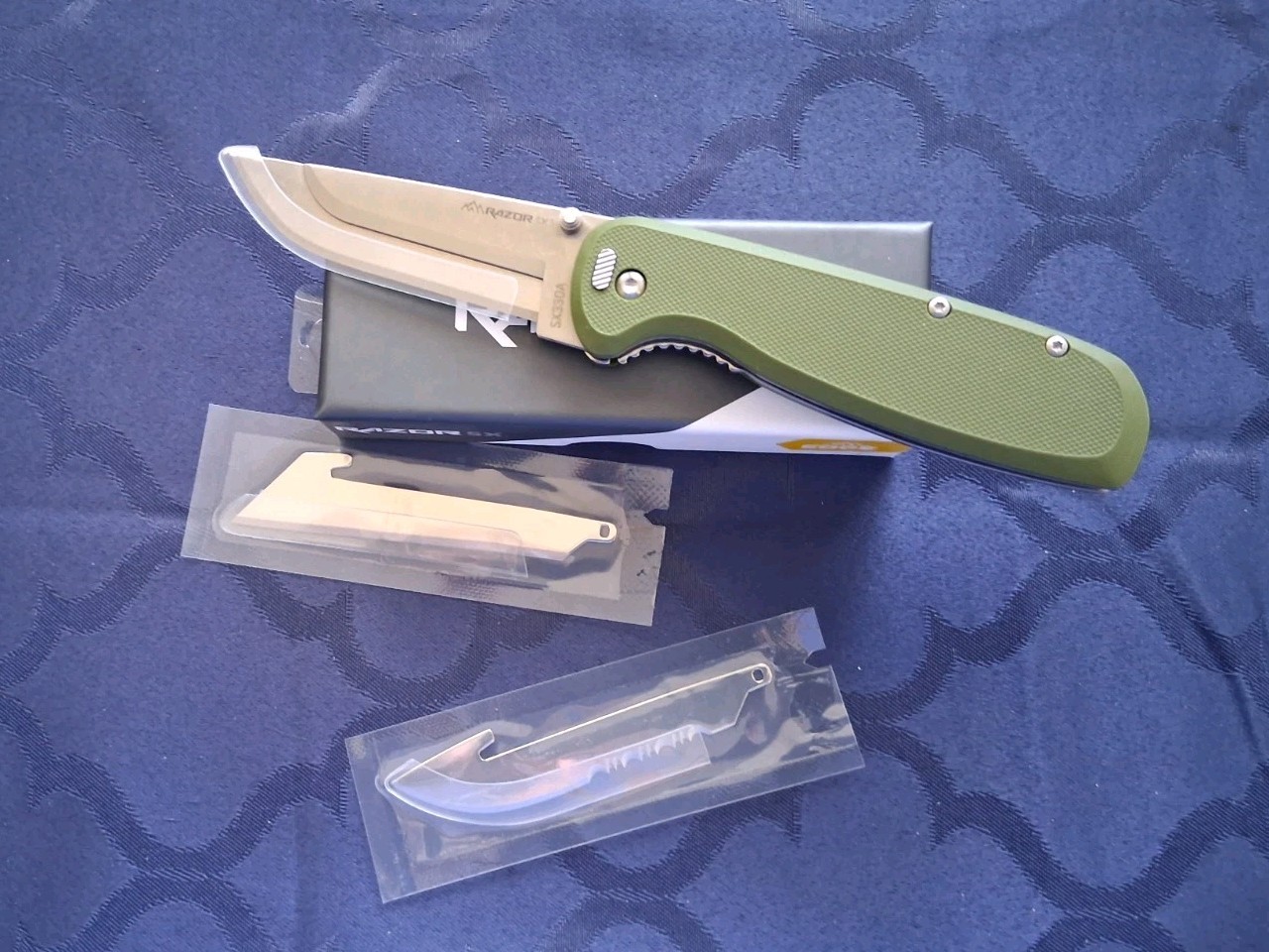 *NEW*🔥 OUTDOOR EDGE – Razor SX3 / Moss Green w/Replaceable Blades / EDC Knife