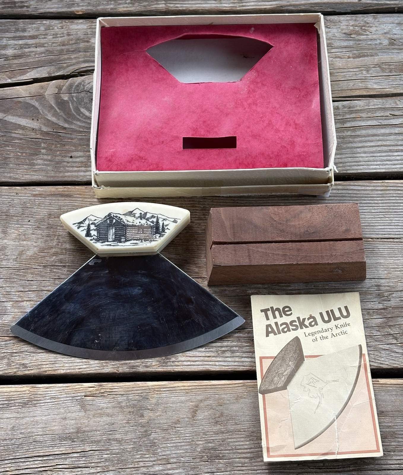 The Alaska Ulu Engraved Bone Handled Knife W~Display Stand~Box~Small Leaflet Vtg