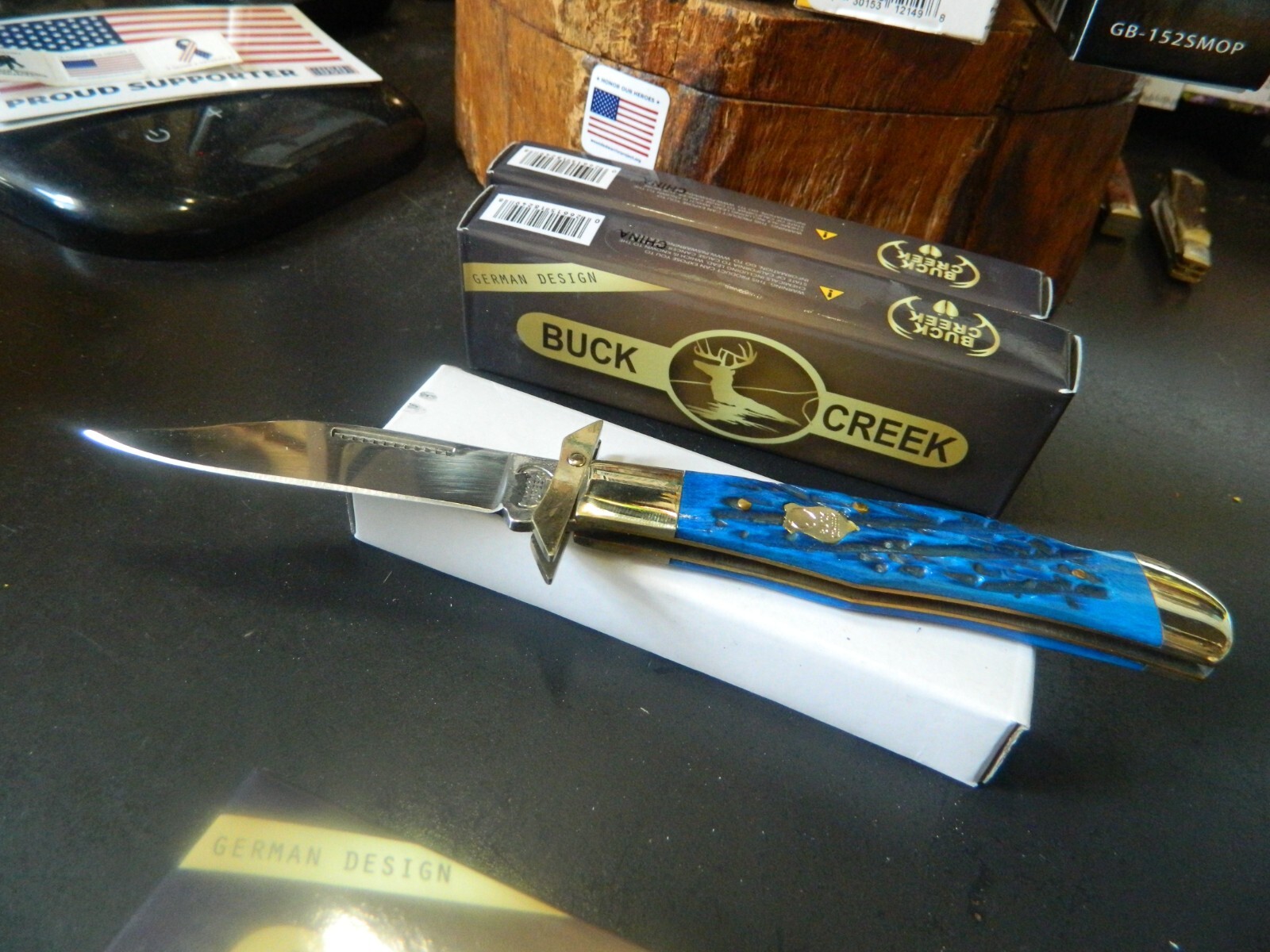 BUCK CREEK CHEETAH 4.375″ CLOSED BLUE PICK BONE HANDLE 4116GS S.S. GERMAN BLADE
