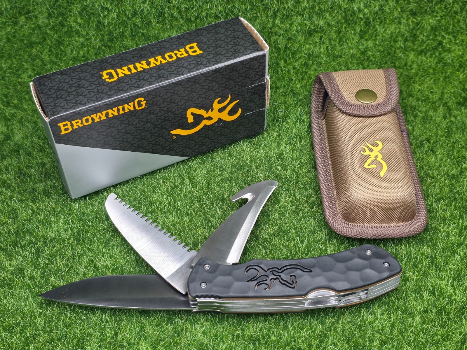 Browning Primal Kodiak 3.75″ 3-Blade Knife, Drop Point/Bonesaw/Guthook #3220430B