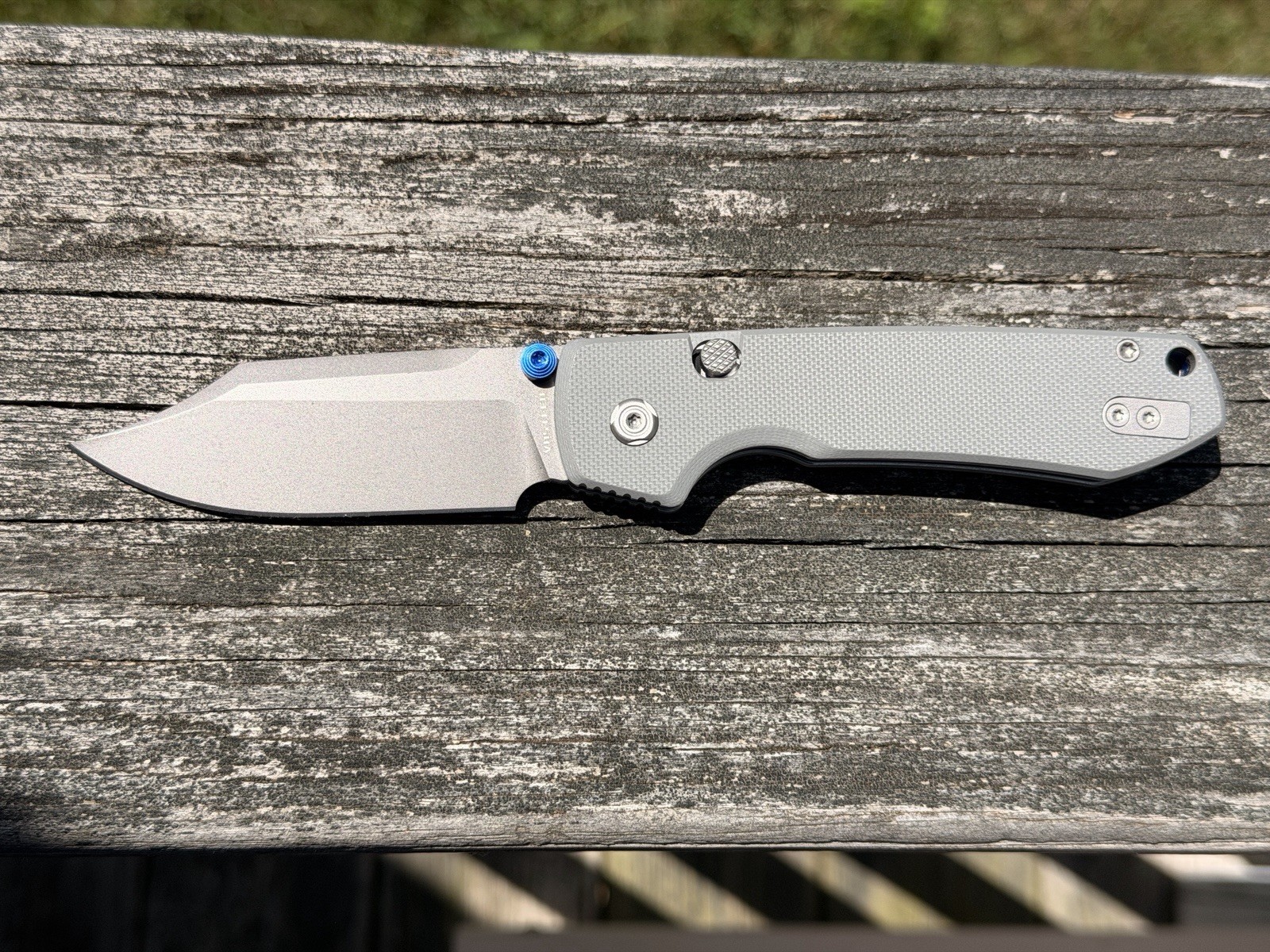 Vosteed Raccoon 2.0 Top Liner Lock Pocket Knife 3.25″ Bowie 14C28N Gray G10