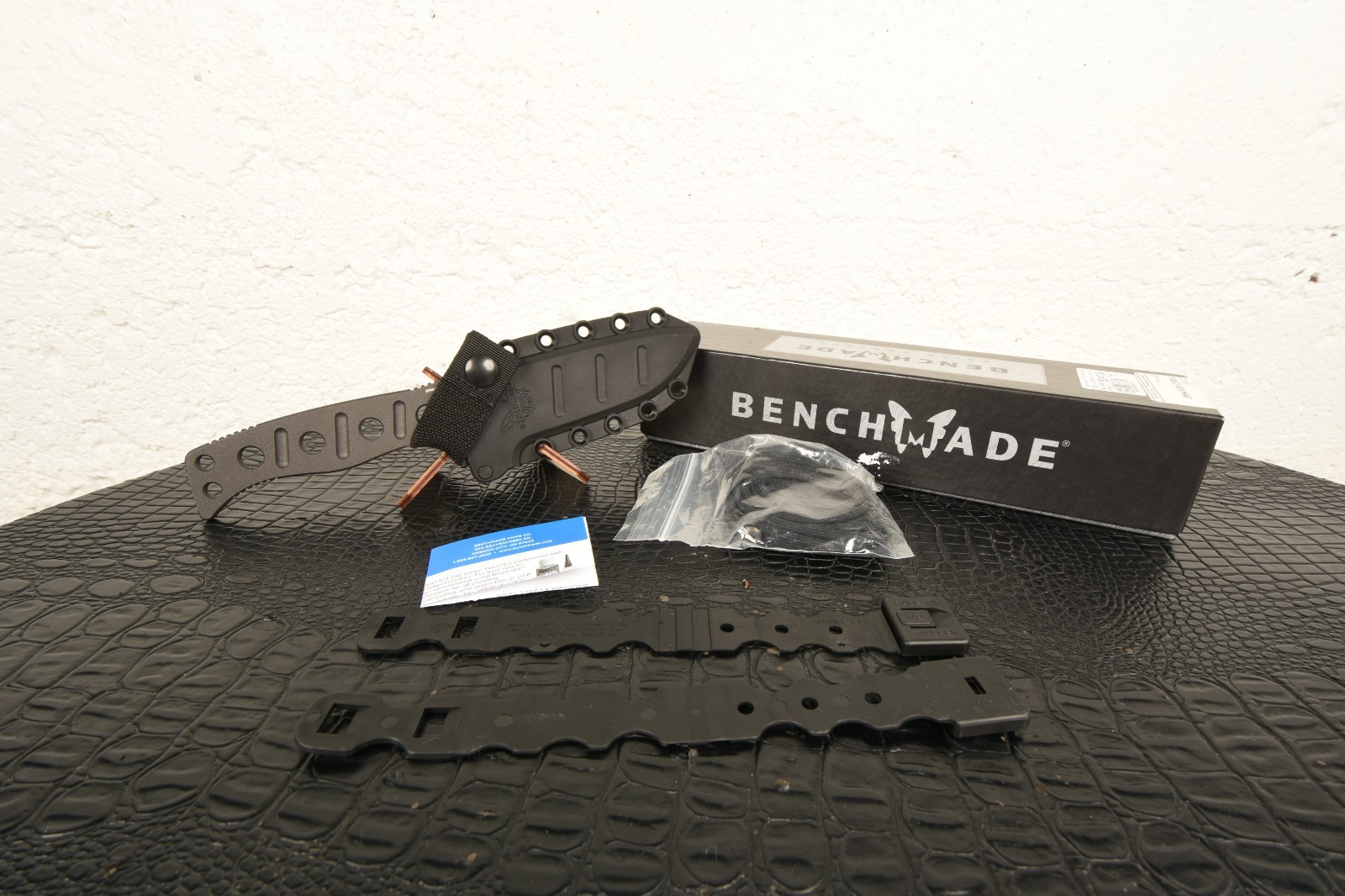 Benchmade Adamas Fixed Blade Paracord Drop Point 375BK-1 Open Box