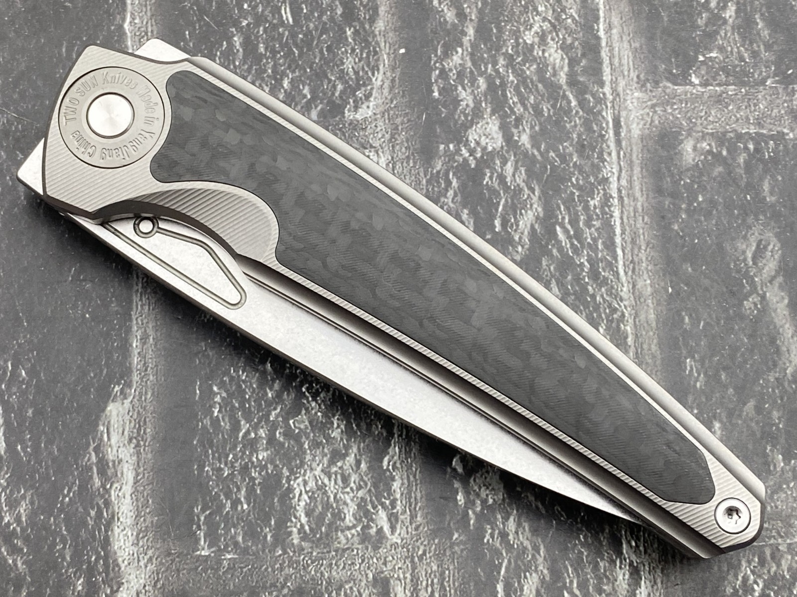 TwoSun TS482-14C28N-SW Folding Knife 14C28N Titanium/CF Handle Camping Knife