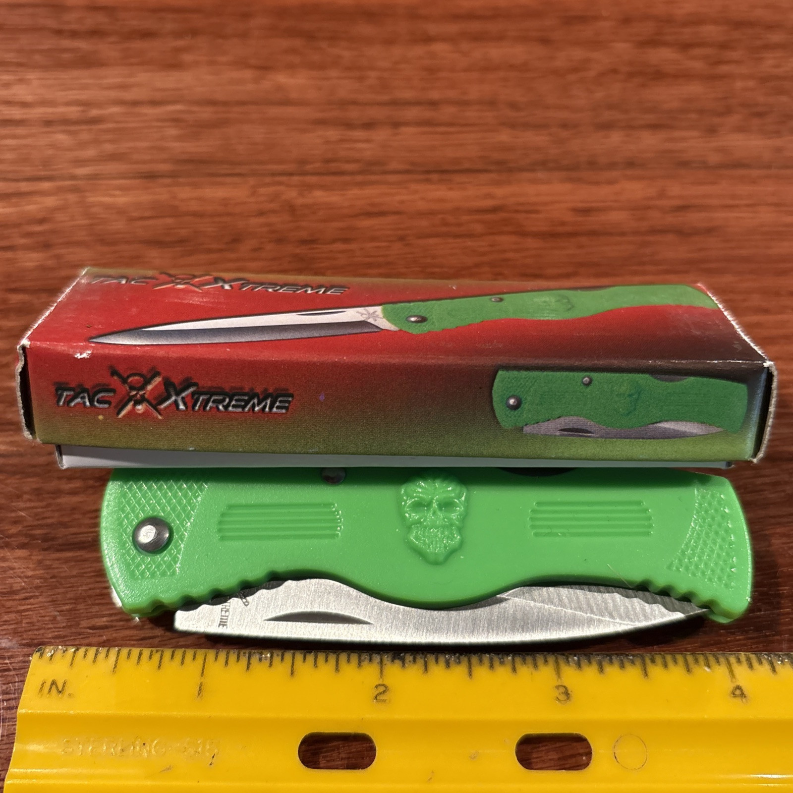 Tac Xtreme Back Lock Pocket Knife ~ Zombie Face ~ Green ABS Handle ~ New
