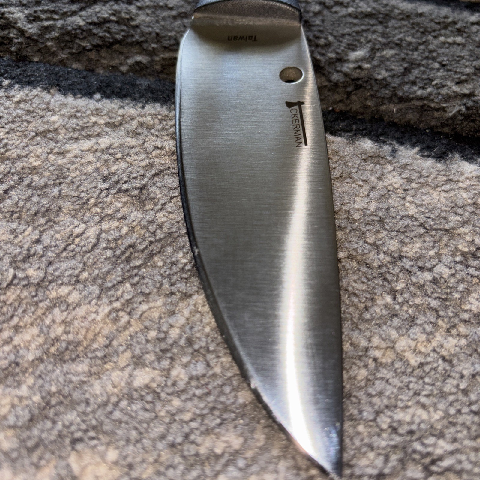 Spyderco Serrata FB32GP Knife 4.625 Cast 440C Blade Black G10 BoltSheathn New !!