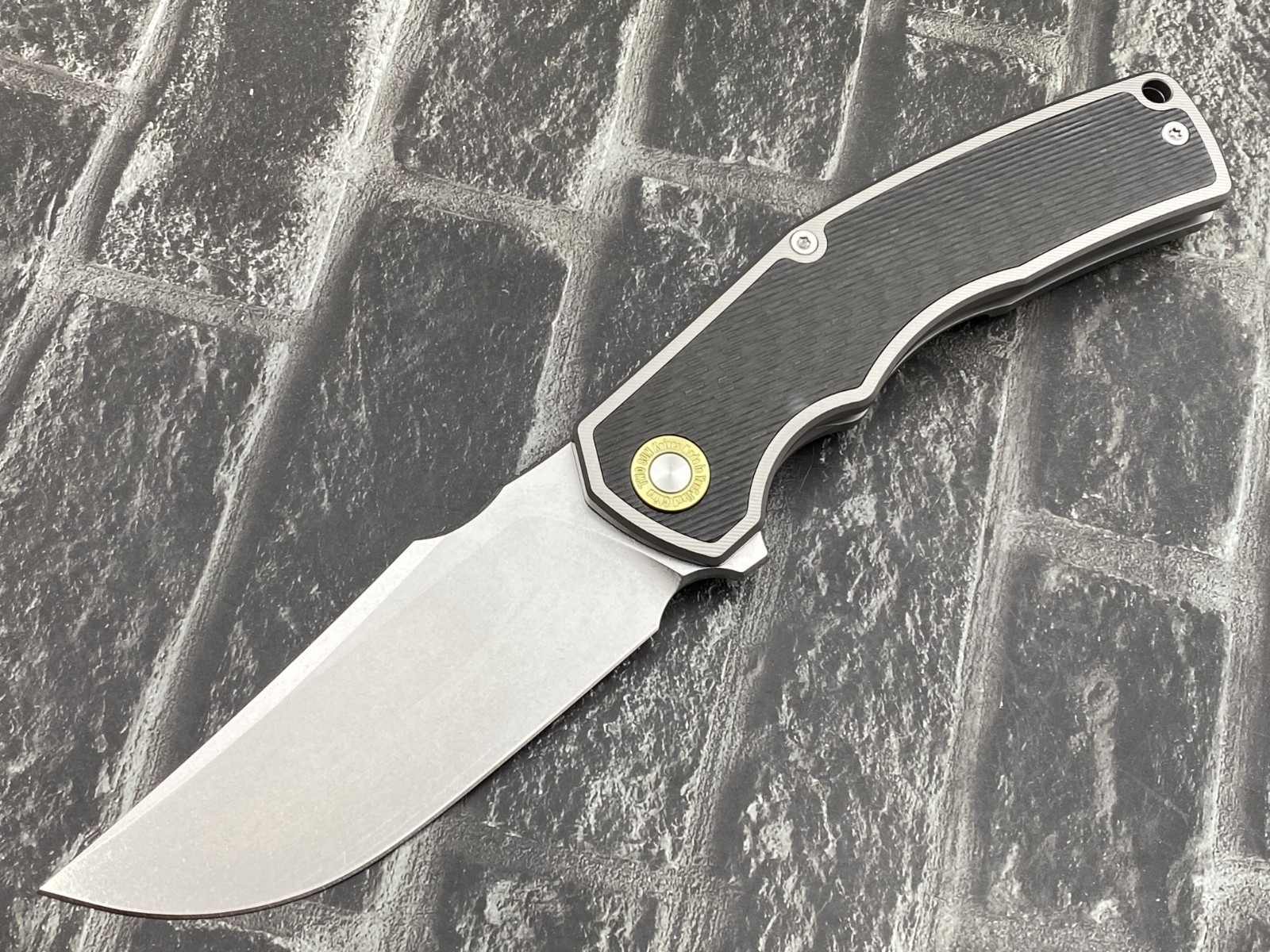 Twosun TS491-14C28N-Black Folding Knife Titanium/Carbon FiberHandle Pocket knife