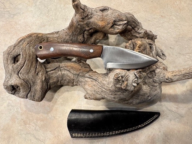 Sweet High Carbon EDC Hunting knife w/Rosewood handle & sheath hand made