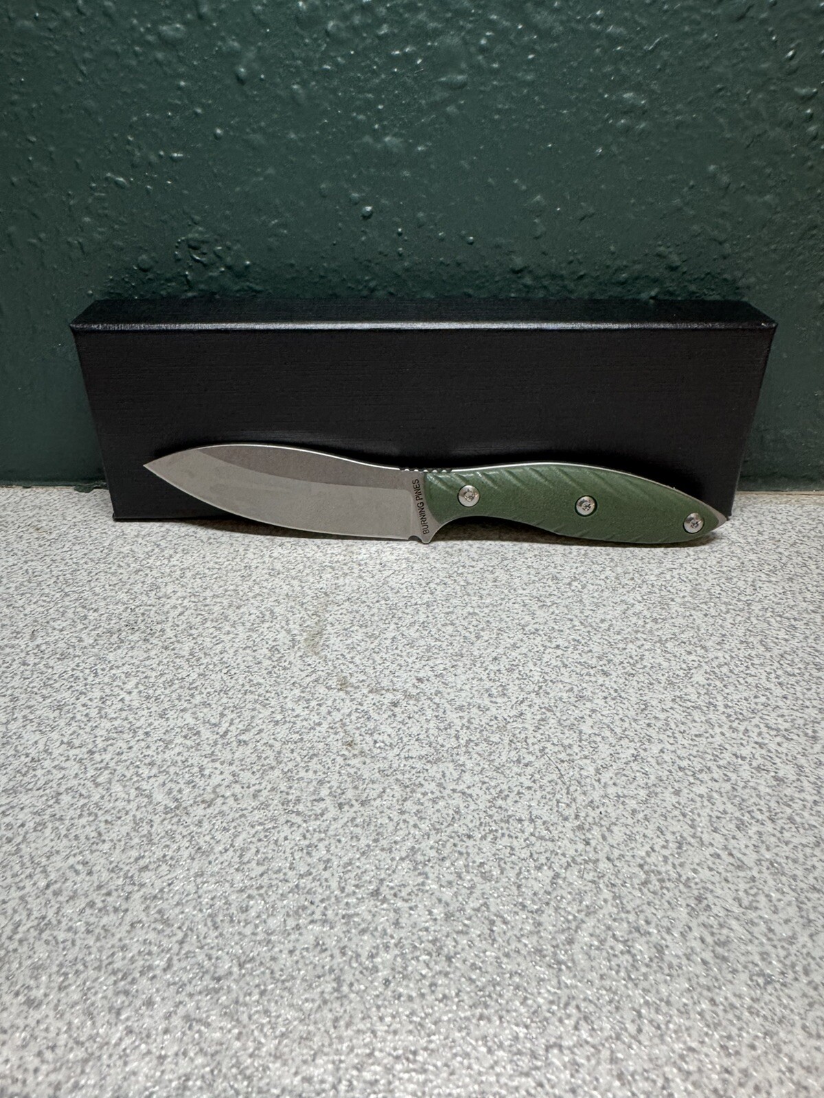BURNING PINES 14C28N blade green G10 handle survival hunting bushcraft knife