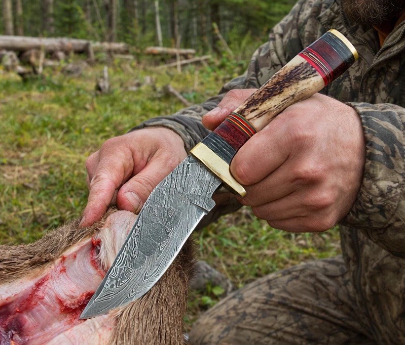 Handmade Damascus Steel Hunting Skinner Knife Stag Antler Handle With Sheath