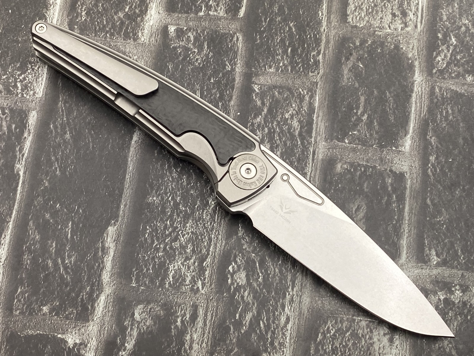 TwoSun TS482-14C28N-SW Folding Knife 14C28N Titanium/CF Handle Camping Knife