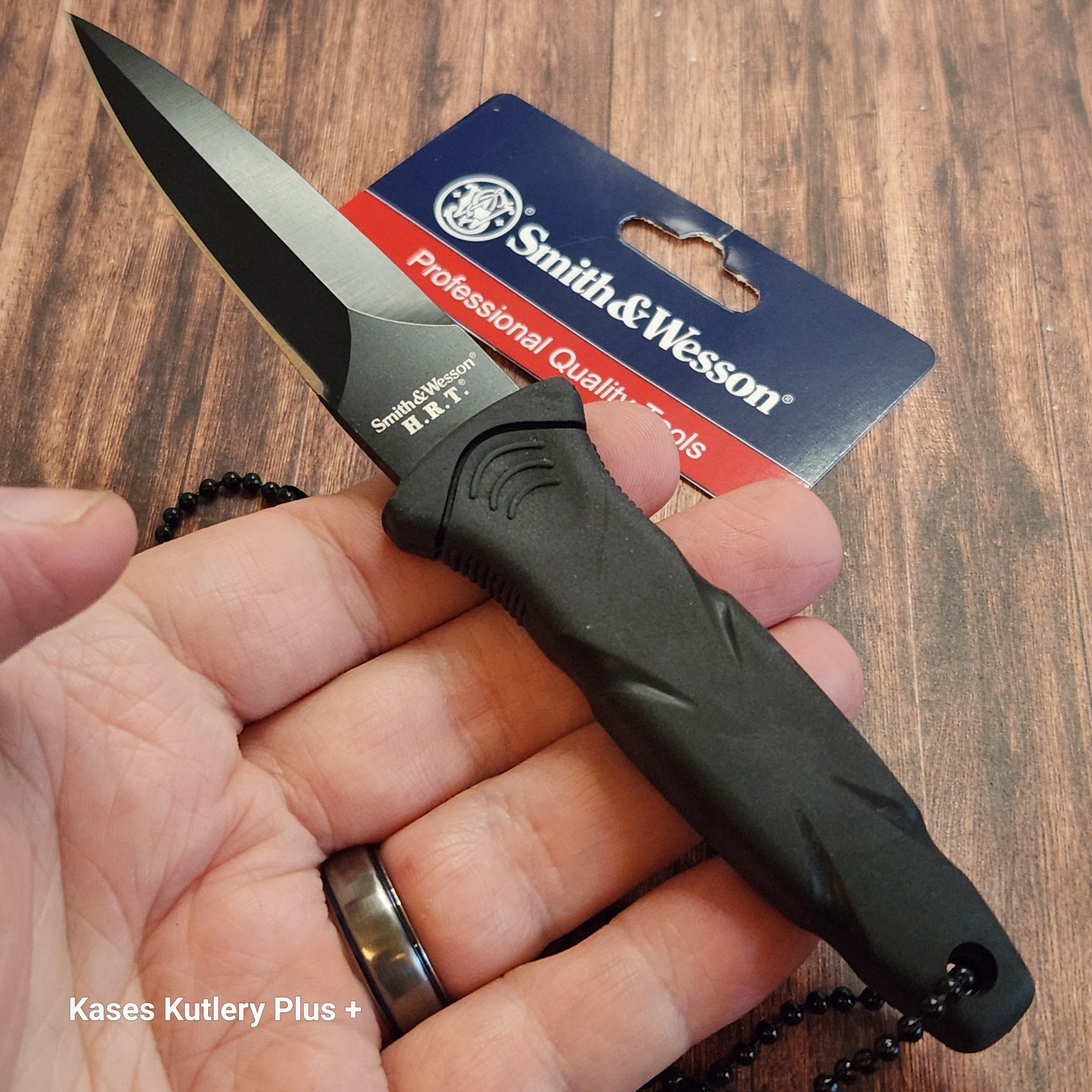 Smith & Wesson H.R.T. 7.25″ Overall Fixed Blade Knife W/Boot Sheath