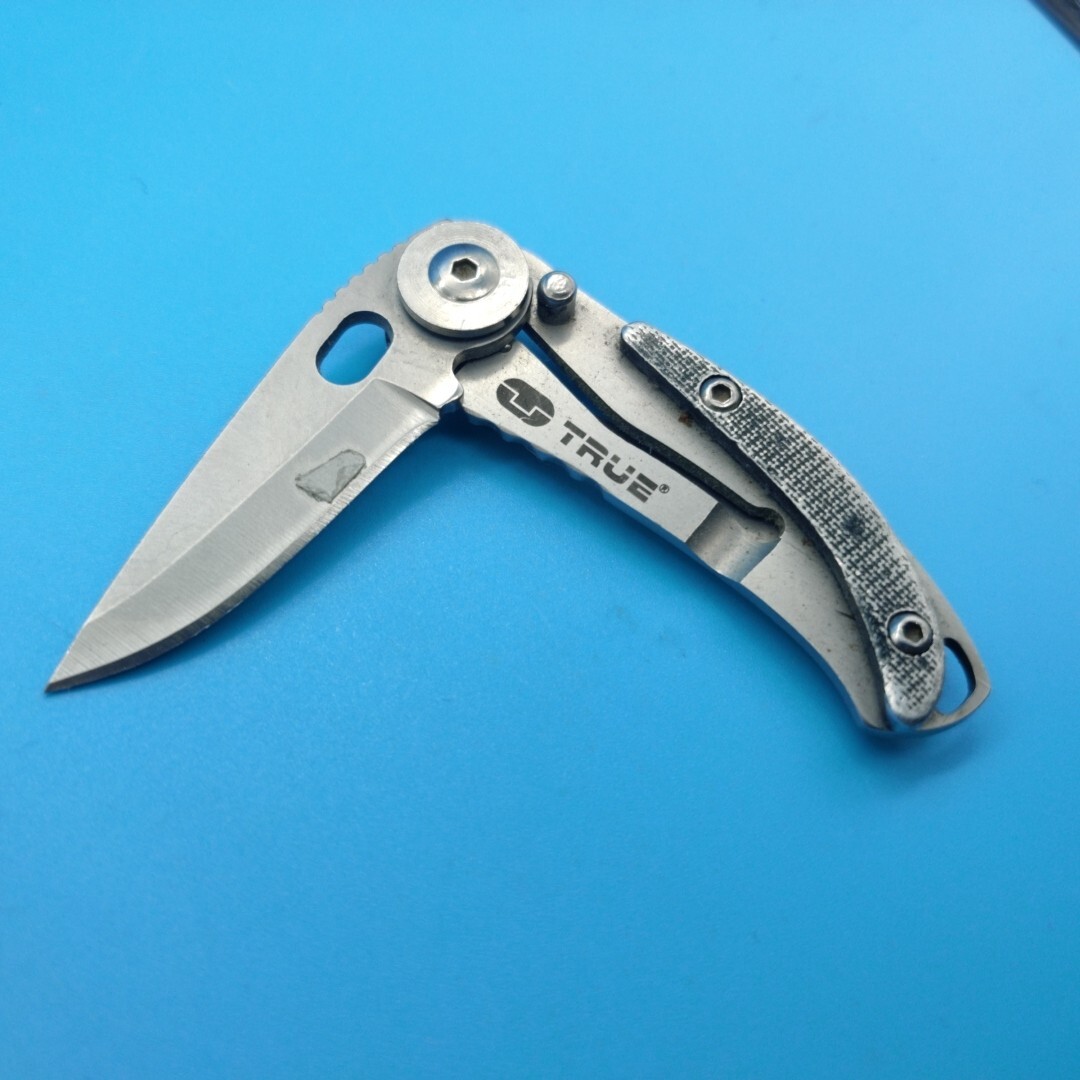 USED TRUEBLADE SMALL True Blade folding Pocket Knife Pocket Clip 530