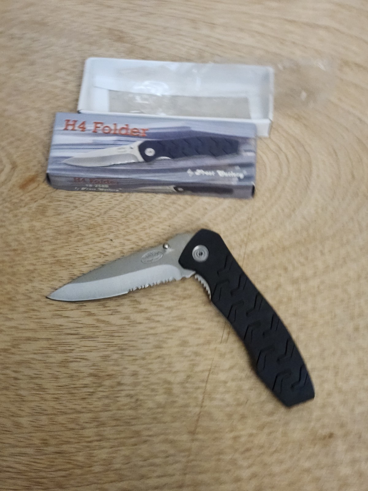 FROST CUTLERY H4 FOLDER 18-258B 3.25″ Blade 7.75″ Overall NIB New