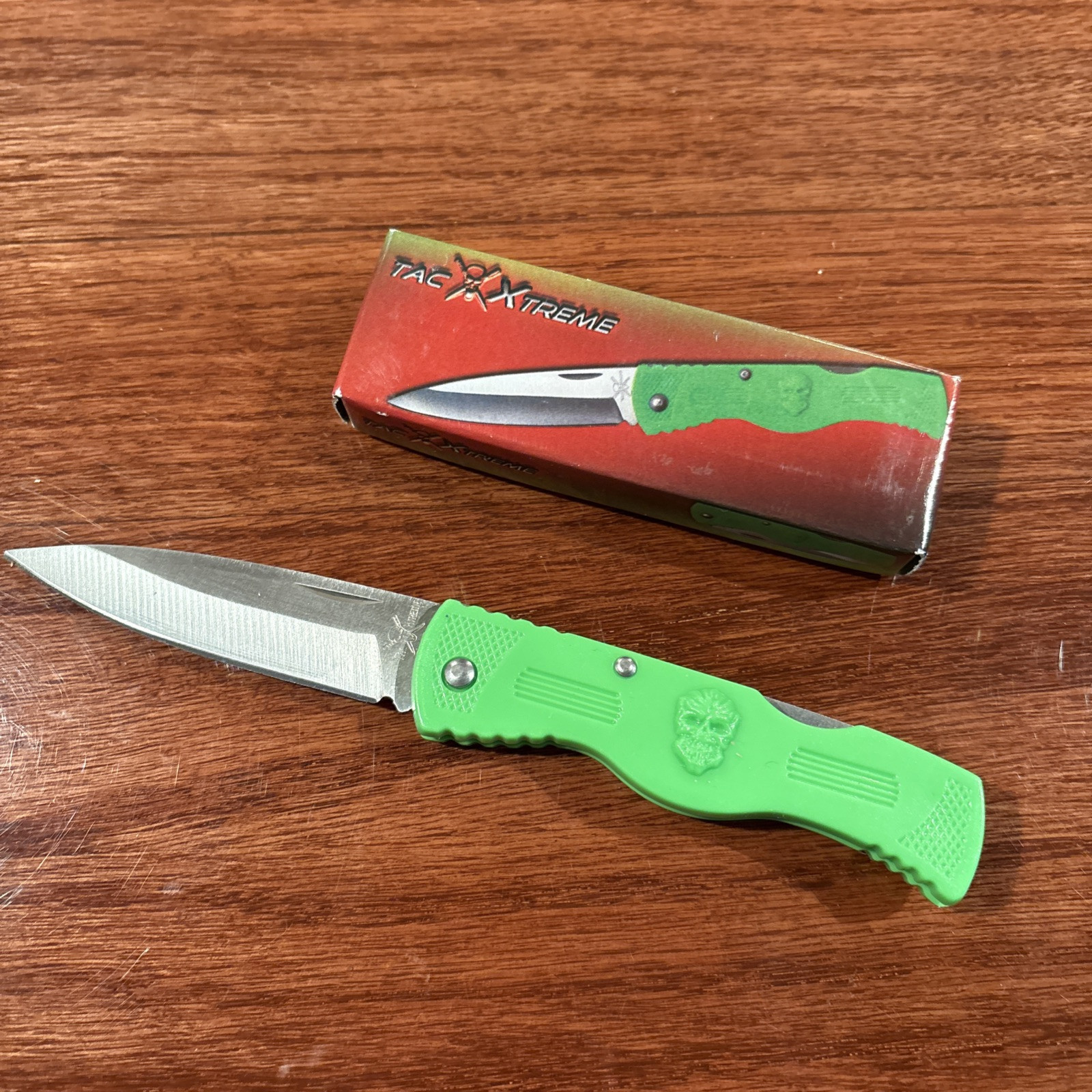 Tac Xtreme Back Lock Pocket Knife ~ Zombie Face ~ Green ABS Handle ~ New