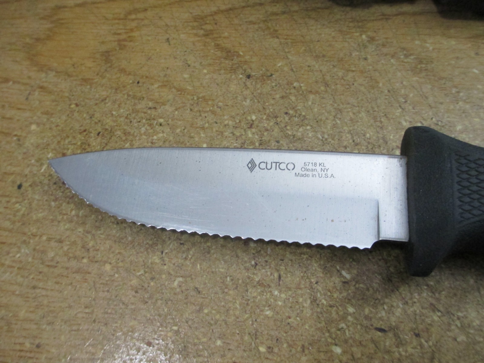 CUTCO 5718 KL Drop-Point Outdoor Knife w/Serrated Edge & Leather Sheath USA