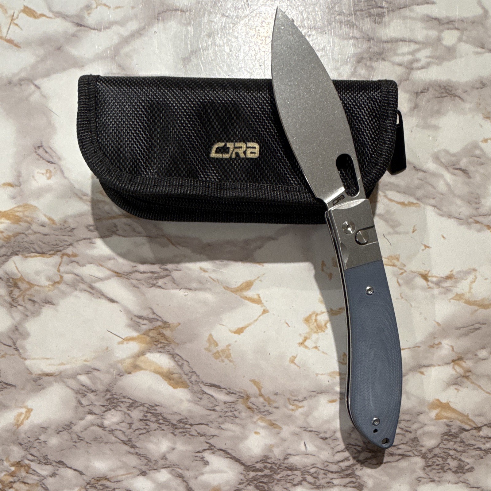CJRB Sasaya Pocket Knife AR-RPM9 Plain Blade Gray/Blue G10 Button Lock Clip