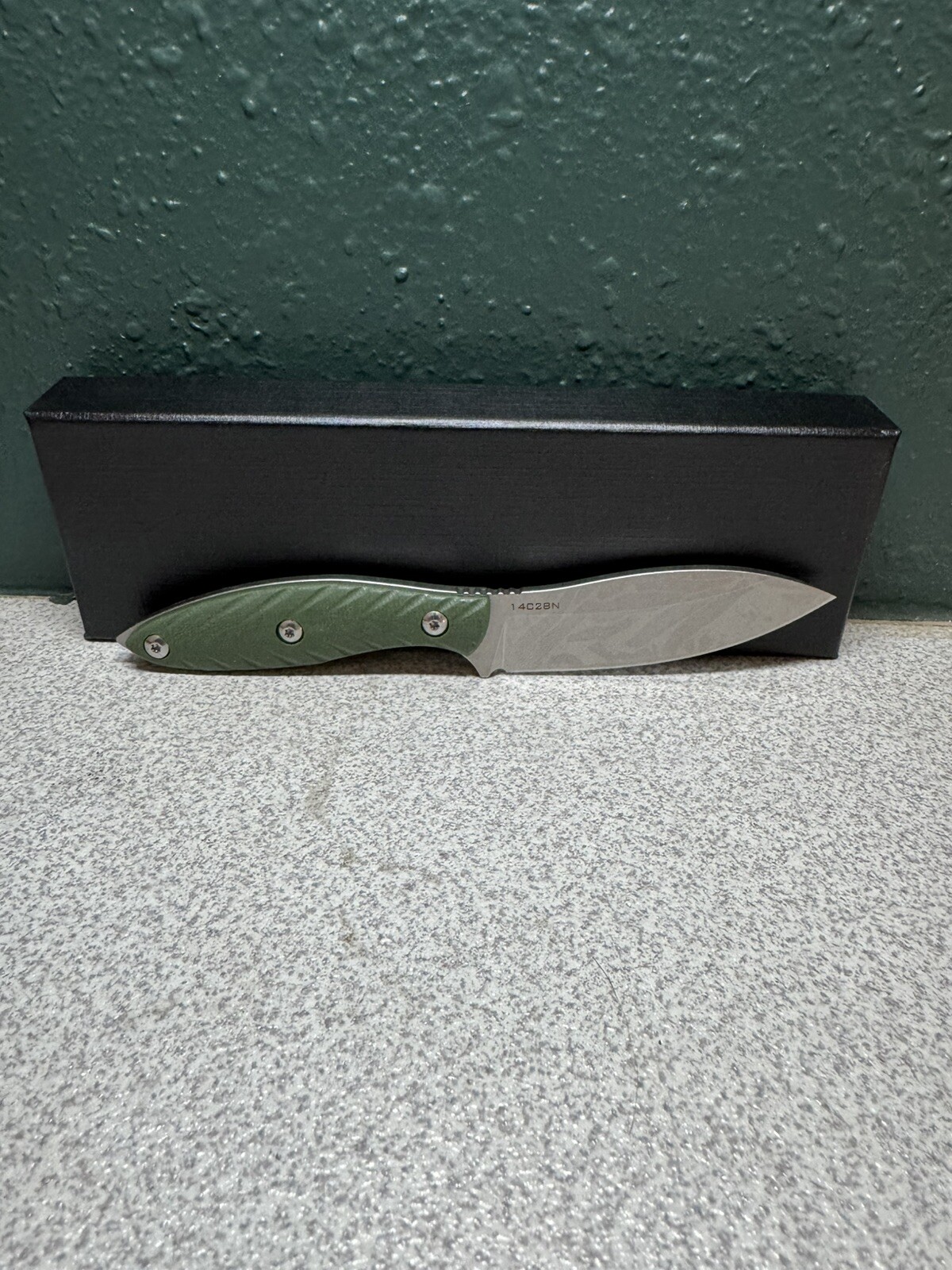BURNING PINES 14C28N blade green G10 handle survival hunting bushcraft knife