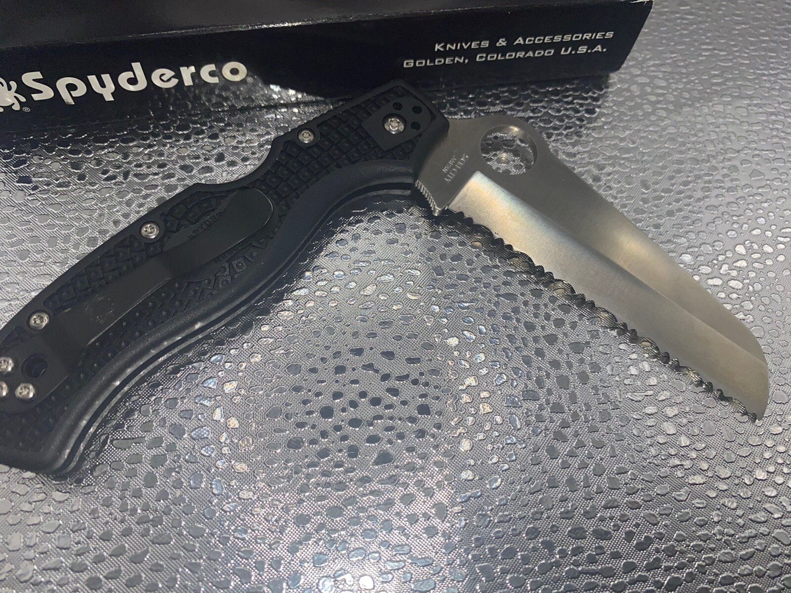 Spyderco C14SBK3 Rescue VG10 Serrated Blade Black FRN Handles Folding Knife NEW