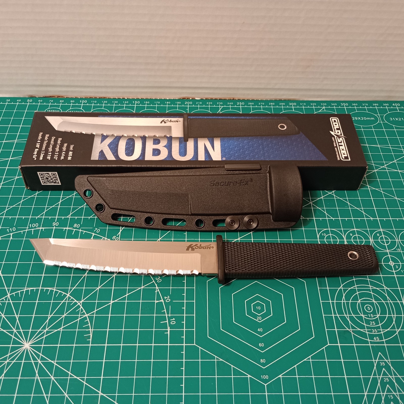 Cold Steel Kobun Serrated 5.5″ AUS8A Blade Knife & Sheath 17TS Brand New in Box.