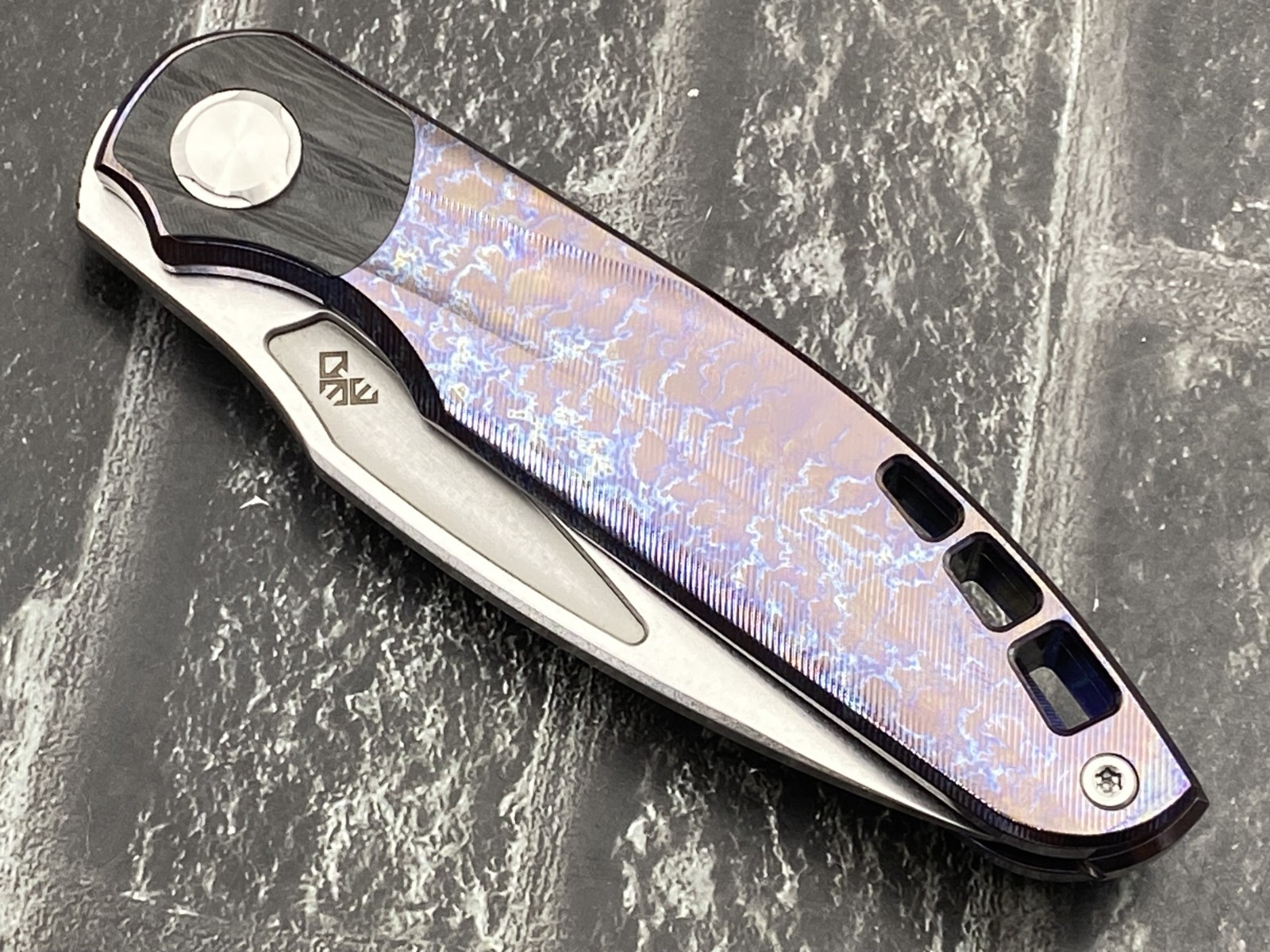 TwoSun TS341-M390-Color-SW Folding Knife M390 Blade Titanium/Carbon Fiber Handle