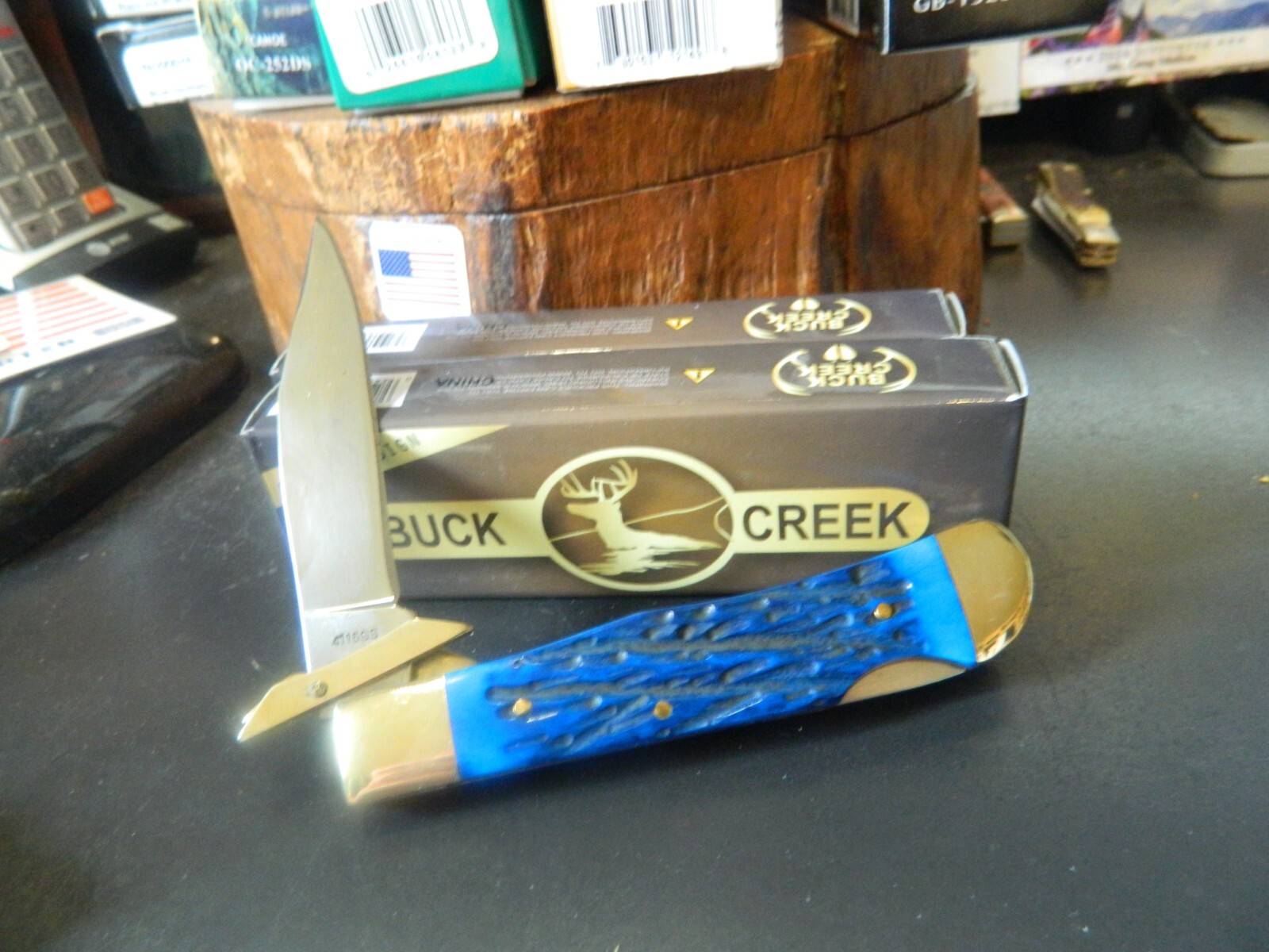 BUCK CREEK CHEETAH 4.375″ CLOSED BLUE PICK BONE HANDLE 4116GS S.S. GERMAN BLADE