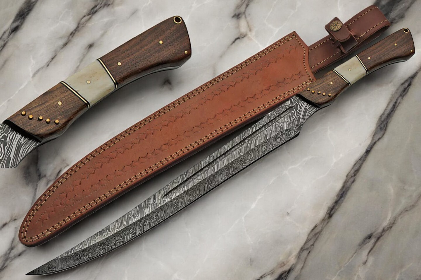 Short Sword | 15″ Damascus Steel Blade Full Tang Bone/Walnut Handle + Sheath