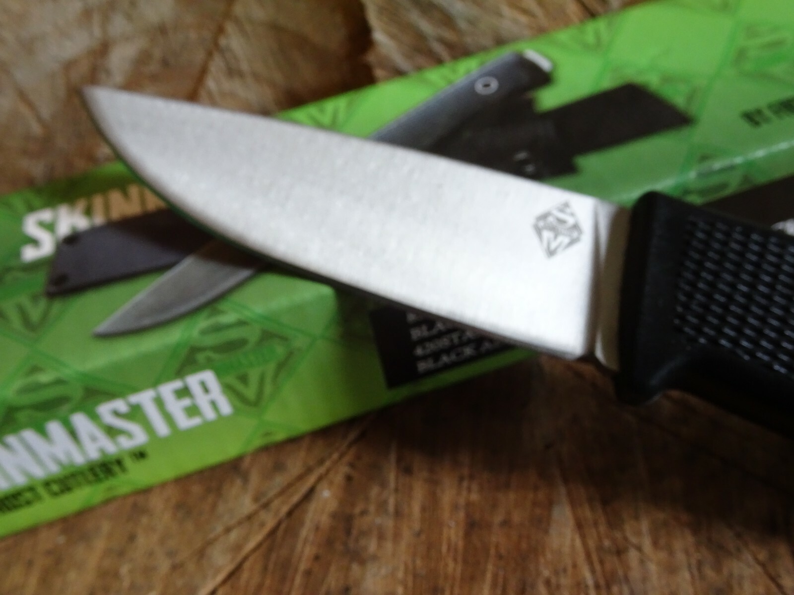 8.5″ OVERALL BOWIE KNIFE 420HC BLADE RUBBER NON-SLIP HANDLE HARD CASE SHEATH