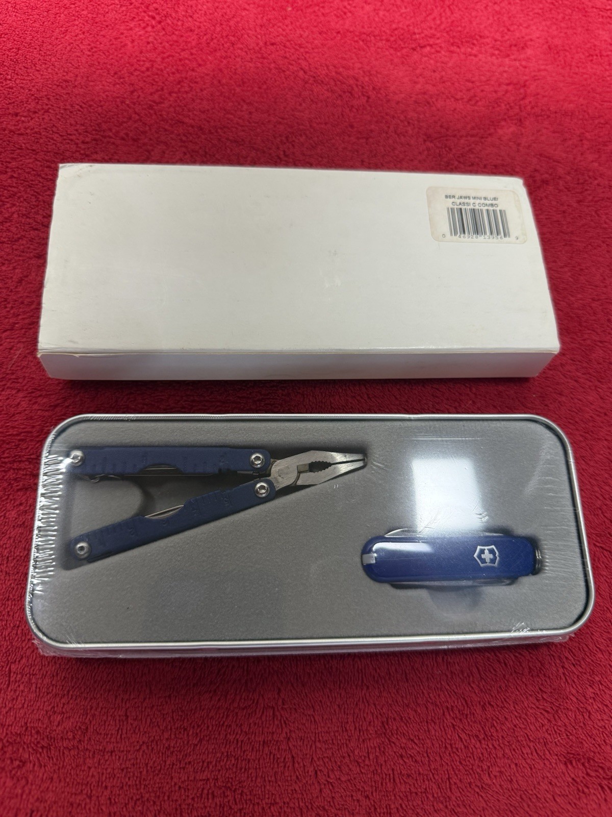 Bear Mini Jaws Blue Multitool And Victorinox Swiss Army Knife Combo New Sealed