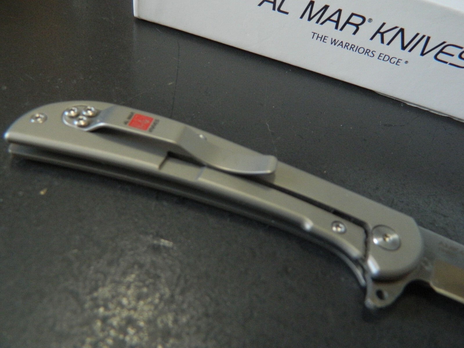 AL MAR KNIVES 4″ CLOSED AMK4114 ULTRALIGHT TITANIUM FRAMELOCK D2 BLADE *FALCON*