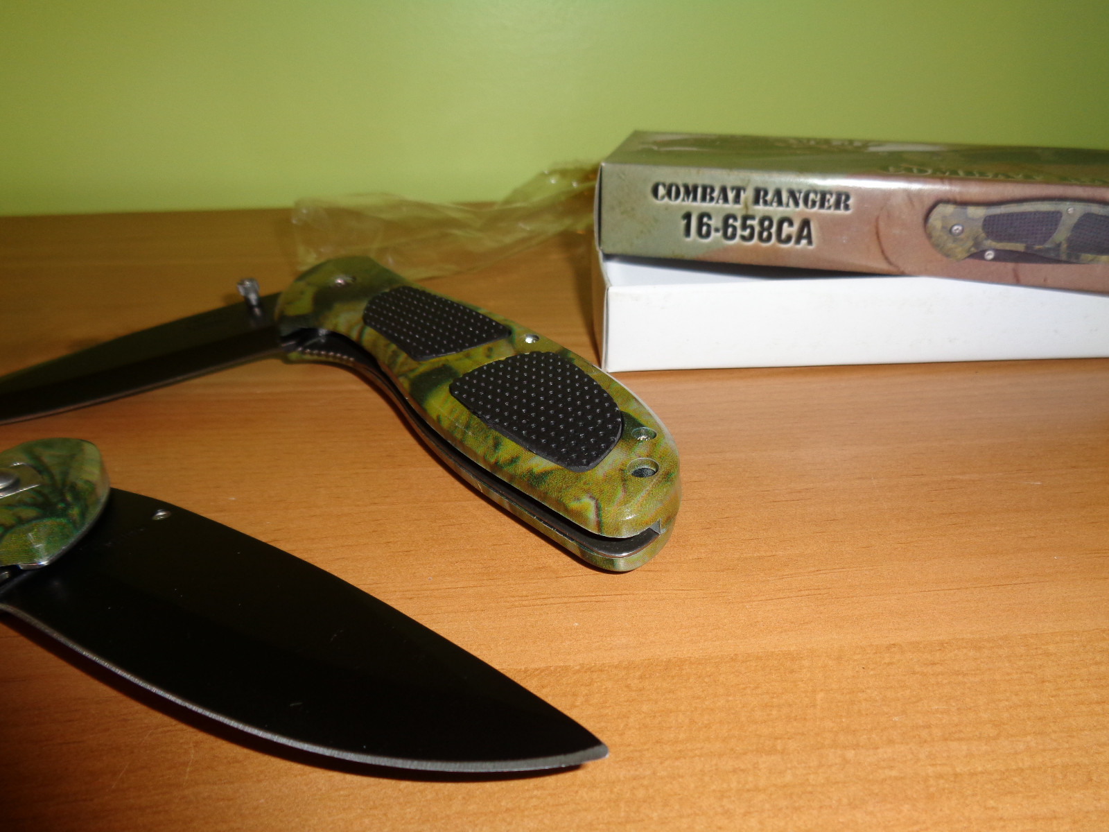 FROST CUTLERY COMBAT RANGER 16-658CA pocket knife, (1 only), 5inch blade, JGY