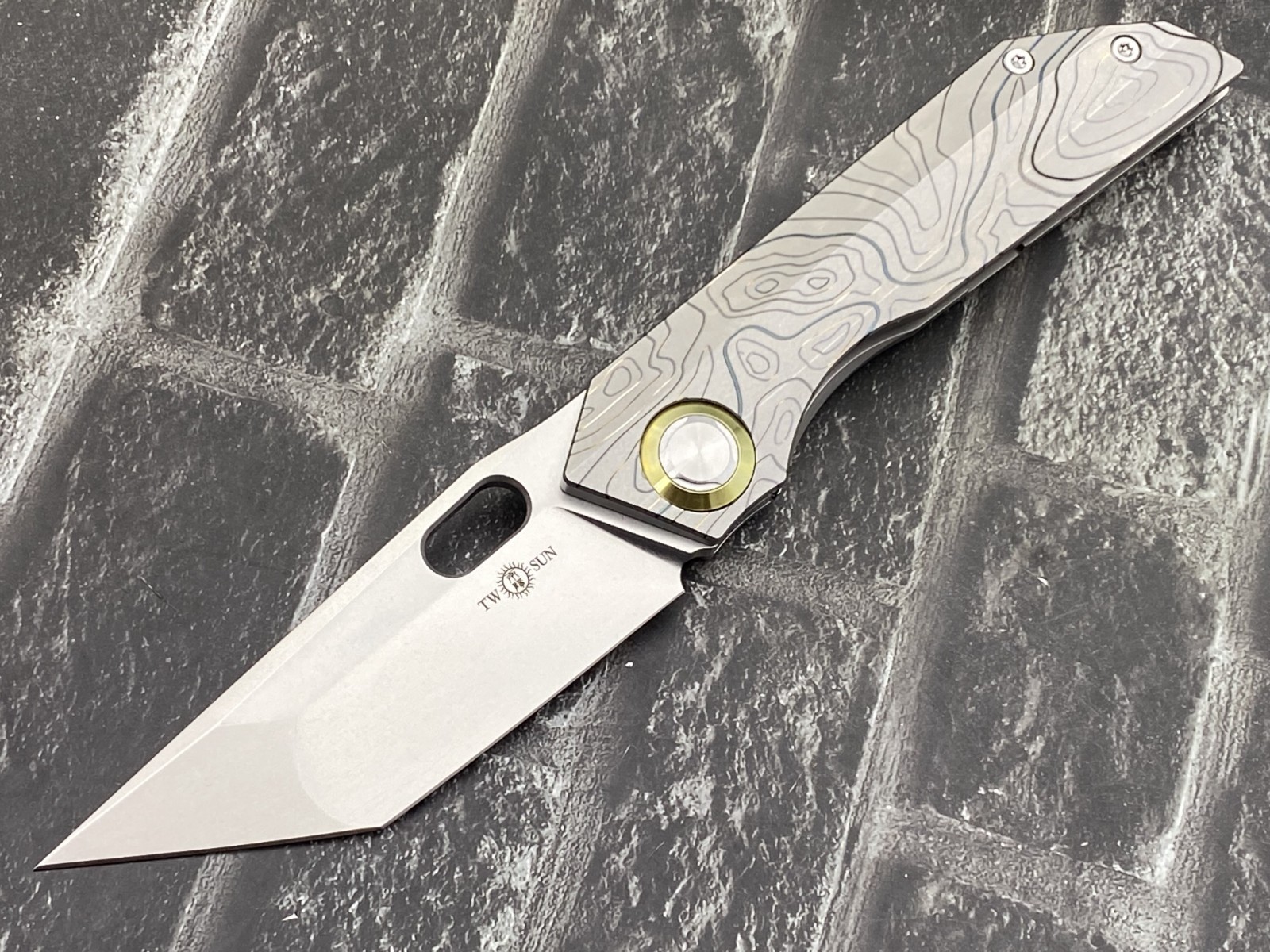 TwoSun TS300-M390-Lines-SW Folding Knife M390 Blade Titanium Handle Pocket Knife